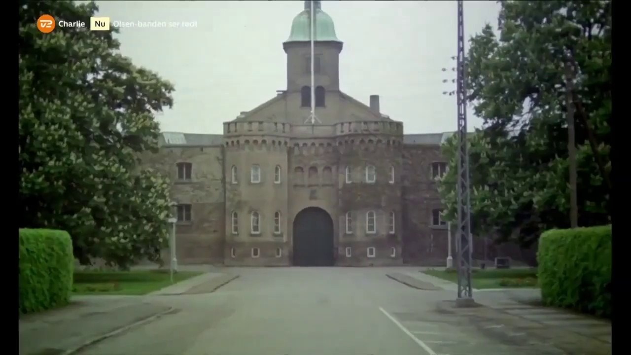 KLIP INTRO med Papa Bues Viking Jazzband - Olsen Banden Temaet | Olsen Banden Ser Rødt | 1976 | TV2 CHARLIE