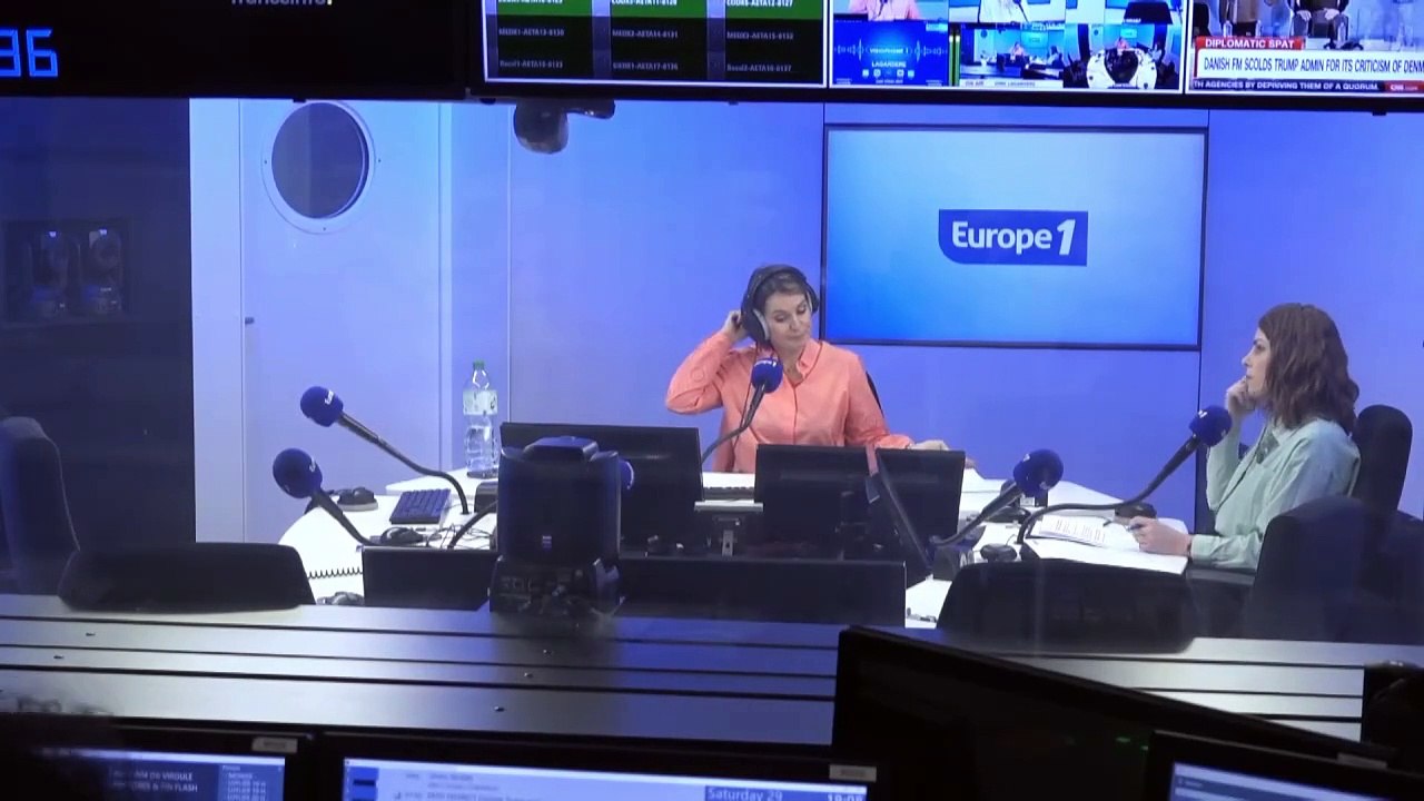 Saint-Étienne : des milliers de supporters stéphanois ont manifesté contre la dissolution de deux groupes avant le match contre le PSG