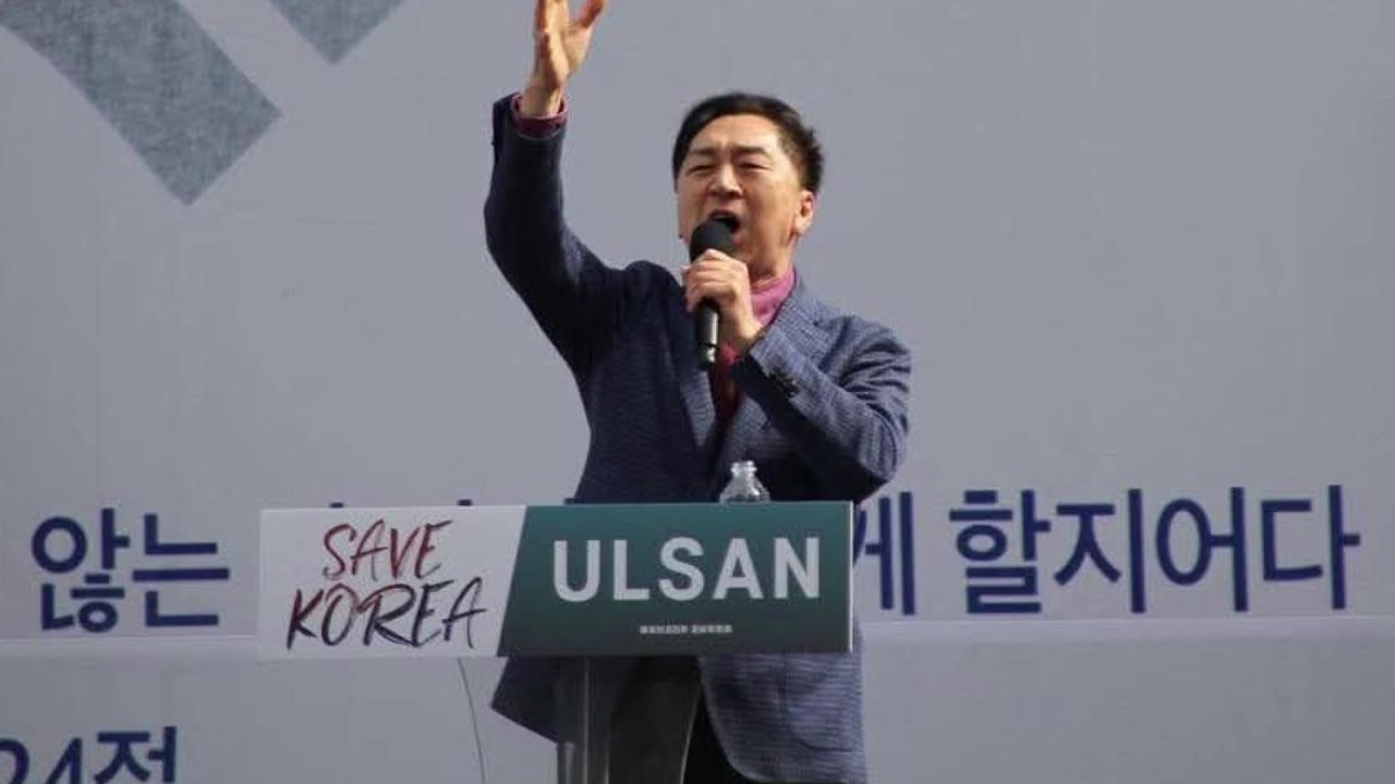 여당 의원들, '탄핵반대' 집회 참석..."계엄, 불법 아닌 계몽령" / YTN