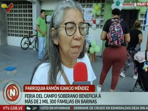 Barinas | Habitantes son beneficiados con Feria del Campo Soberano en la pqa. Ramón Ignacio Méndez