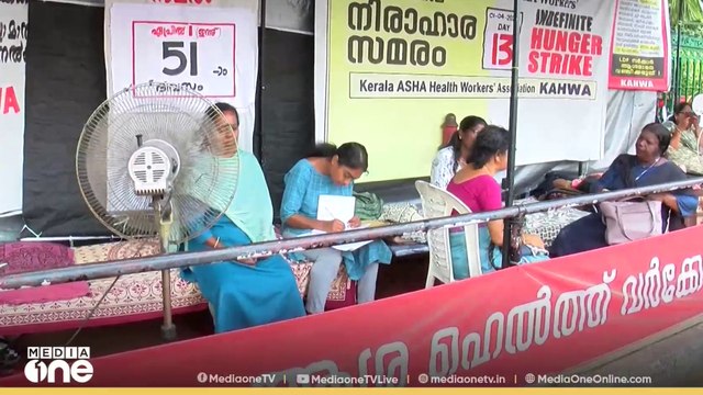 സമരം തുടര്‍ന്ന് ആശമാര്‍; ആശമാരുമായി ചര്‍ച്ചയ്ക്ക് ആരോഗ്യമന്ത്രി വീണാ ജോര്‍ജ്