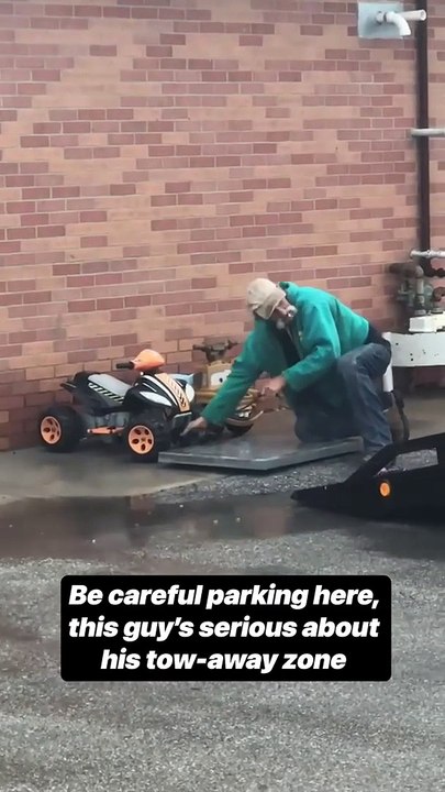 Shouldn't have parked in a tow-away zone #shorts #funny #trynottolaugh