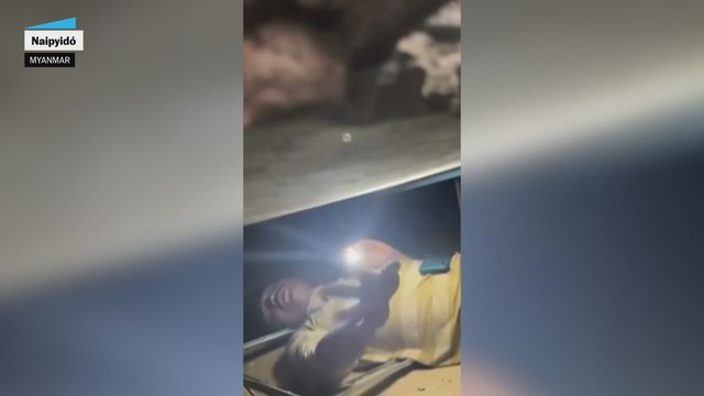 Rescatan a un joven tras 40 horas atrapado entre los escombros