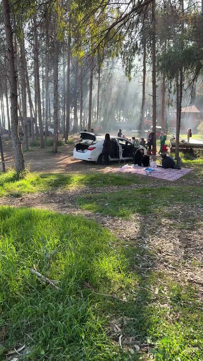 شيش طاووق على الفحم و اجواء العيد في تركية مدينة مرسين (10)