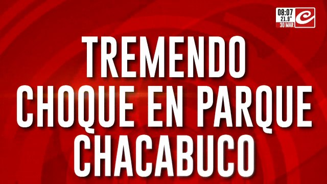 Choque en Parque Chacabuco: un colectivo impactó contra un árbol y dejó 35 heridos