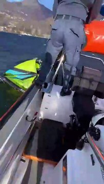 L'intervento della Guardia costiera al largo del Lago di Como