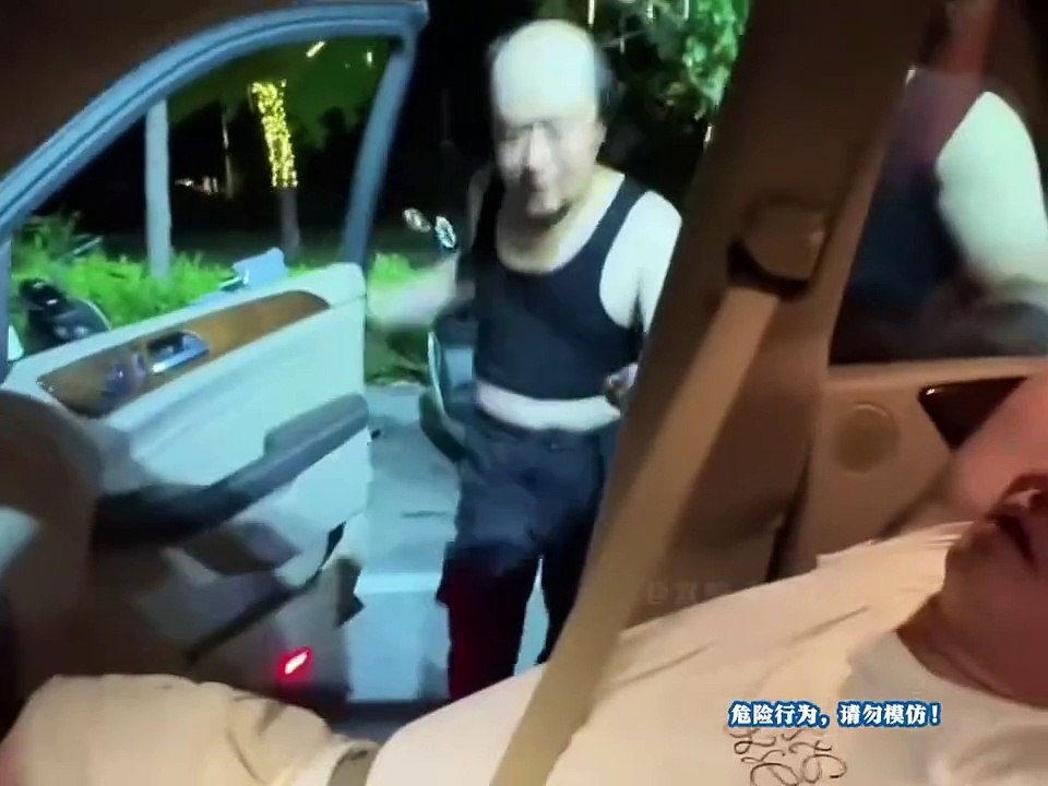 Những người bạn troll troll