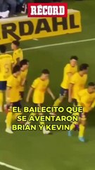 TREMENDO FESTEJO 🕺🏼🕺🏼  Kevin Álvarez y Brian Rodríguez se aventaron un baile muy peculiar en el festejo del gol.