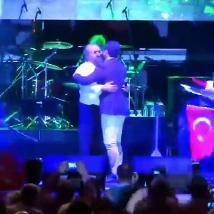 Volkan Konak ve Ekrem İmamoğlu'nun görüntüleri sosyal medyada gündem oldu