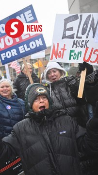 Protest and support at Musk's rally; Musk says 'perturbed' by aggressive attacks