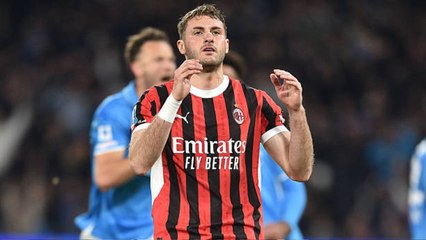 Why Santi Giménez Is the Player to Watch ⚽