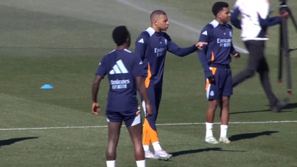 Mbappé en el centro del rondo: 'vacilado', por los suelos con Modric y 'justiciero' de Bellingham