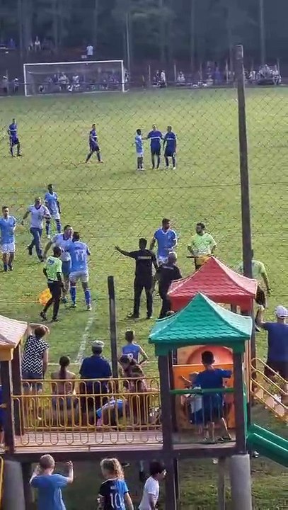 Confusão generalizada em jogo do Municipal de Luiz Alves