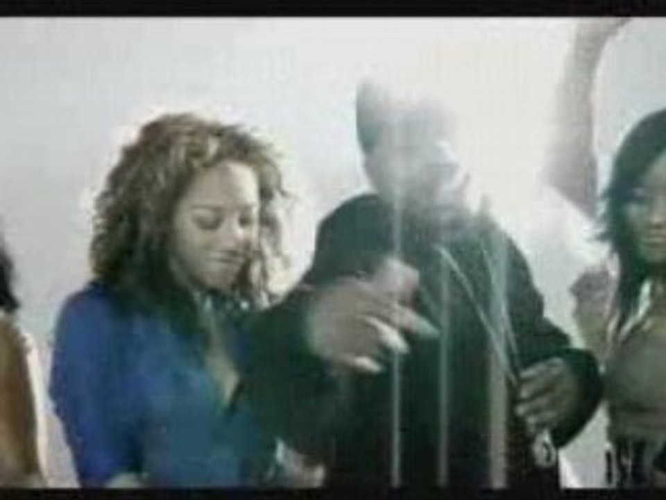 Snoop Dogg f. Tha Dogg Pound - Vibe