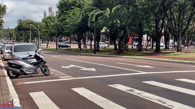 CASCAVEL - Motociata em Cascavel marca protesto de entregadores contra condições de trabalho nos aplicativos: sot.inf.br/noticia/46394/motoentregadores-realizam-motociata-em-cascavel-contra-bloqueios-de-aplicativos