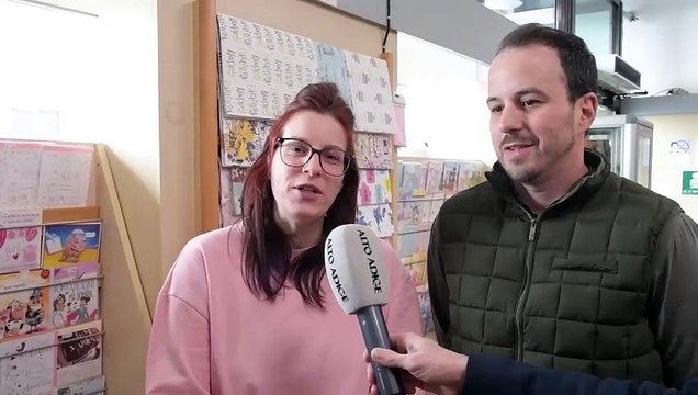 Piazza Matteotti, alla tabaccheria Peter trovate la vostra copia dell'Alto Adige