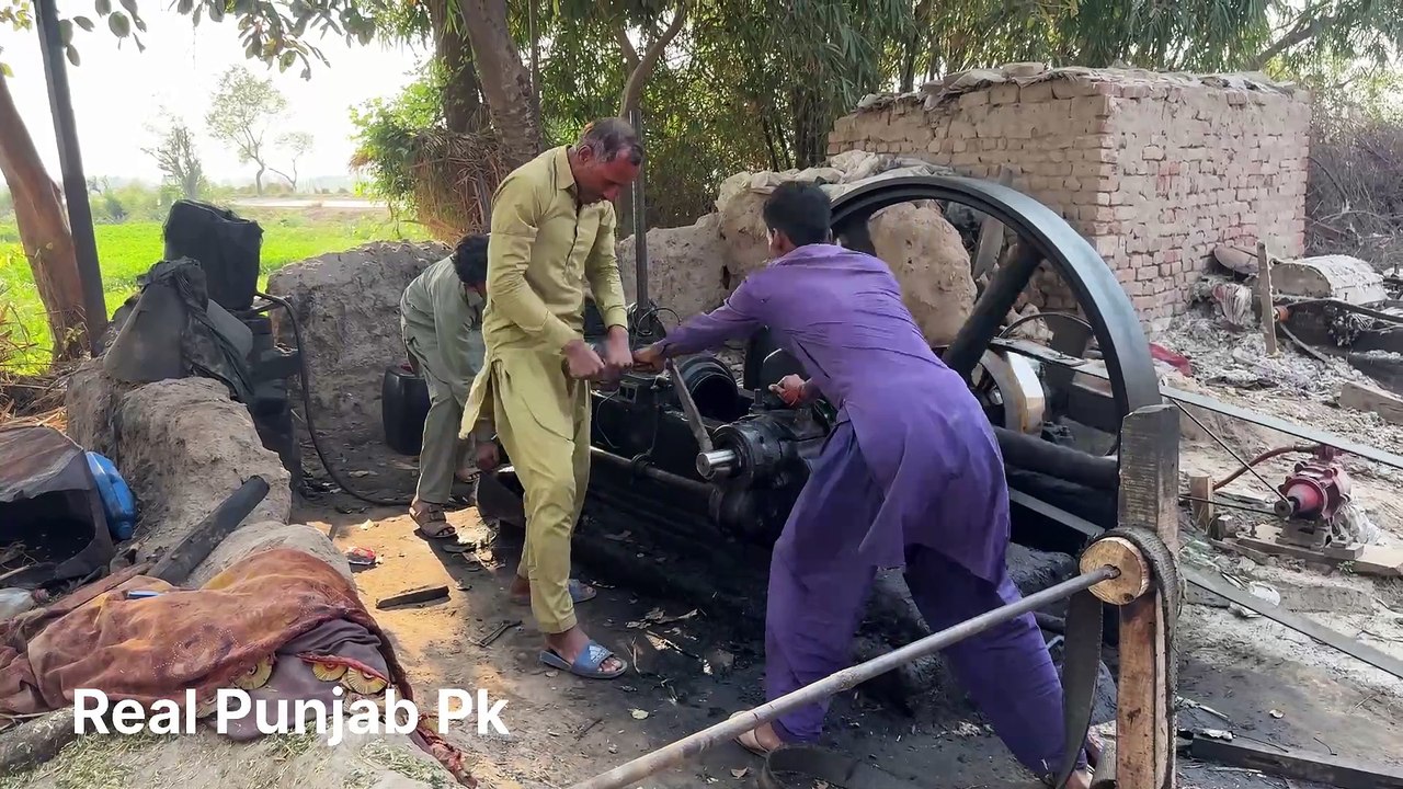 Pakistani Mechanic’s Mind-Blowing Diesel Start-Up Solutions for Cold Weather!