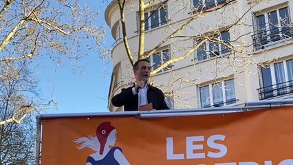 Florian Philippot. Manifestation pour la Paix. Non à la guerre. Paris/France - 29 Mars 2025
