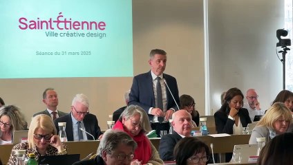 Un conseil municipal sous haute tension