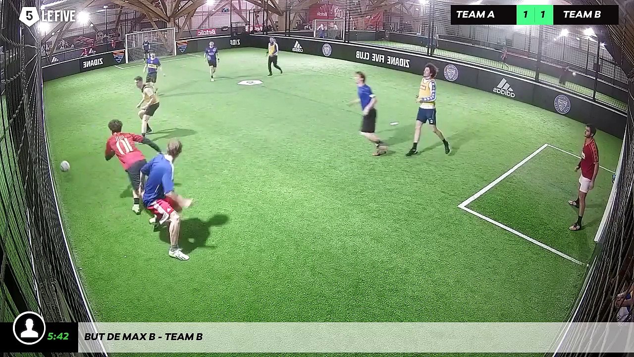 But de Max B - Team B