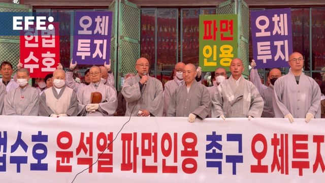 Surcoreanos se concentran en Seúl para pedir la destitución de Yoon