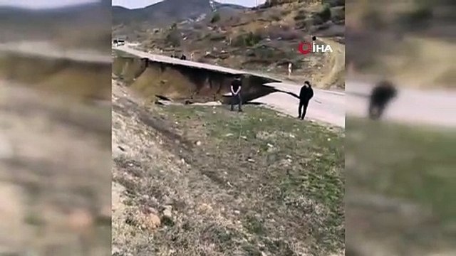 Heyelan yolu parçaladı, büyük bir facia ucuz atlatıldı