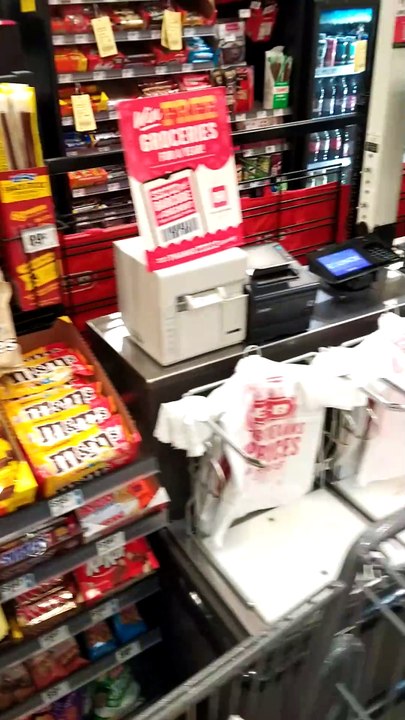 An HEB Grocery Store Lost Power. Part 1.