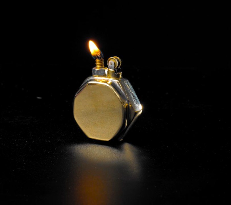 Du plus simple au plus audacieux : BRICOLAGE : des briquets personnalisés !