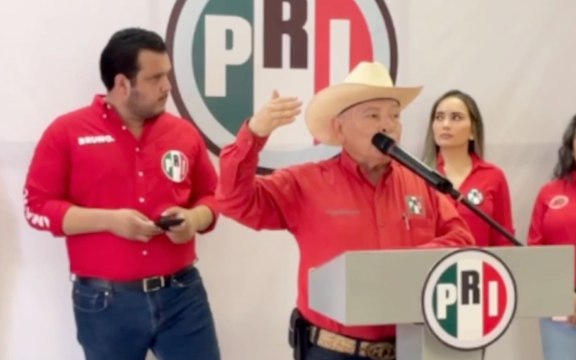 “A Cuauhtémoc (Blanco) primero tienen que probarle que intentó volar a la hermana, que no está muy violable que digamos”, dice el exgobernador Manuel Cavazos Lerma.