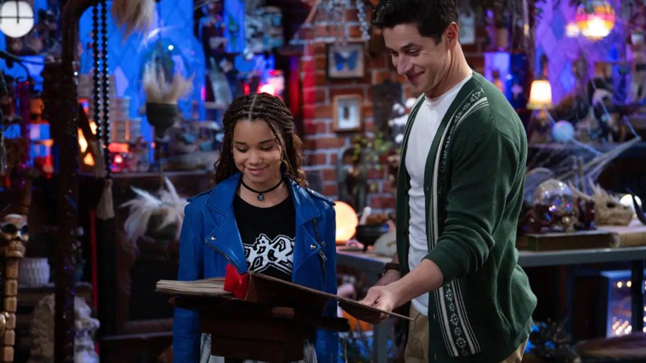 'Wizards Beyond Waverly Place' Renewed for Season 2 at Disney | THR News Video