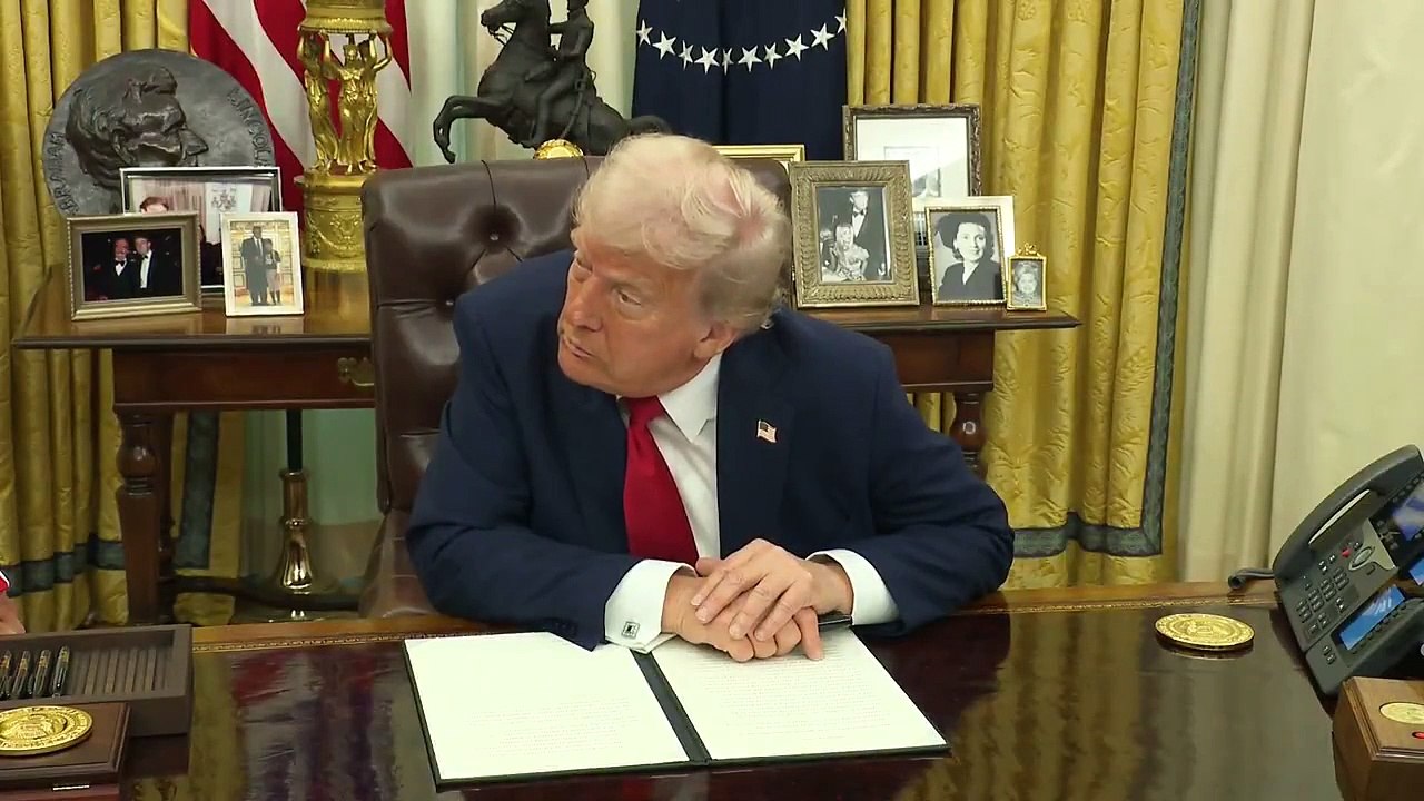 Marine Le Pen - Donald Trump a estimé cette nuit que "cette affaire était très importante" : "Elle était la candidate en tête et elle est interdite de se présenter !