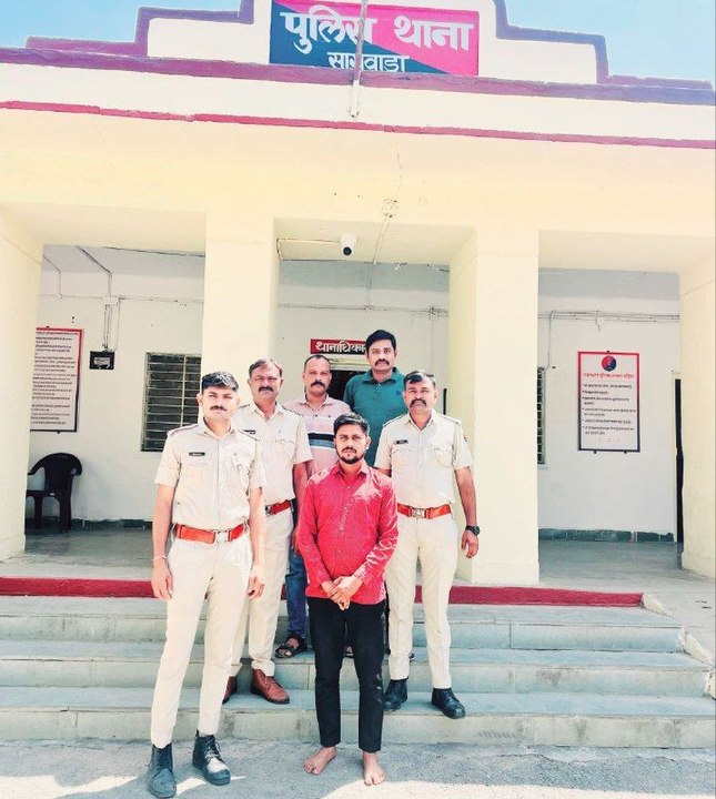 बाबा के वेश में वारदात को देते थे अंजाम, कार चालक गिरफ्तार