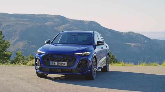 The new Audi SQ5 SUV Exterior Design in Ultra blue metallic