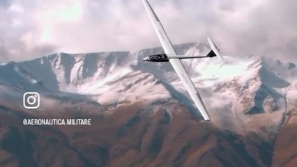 Aeronautica militare: ecco come volano gli alianti del 60° stormo di Guidonia