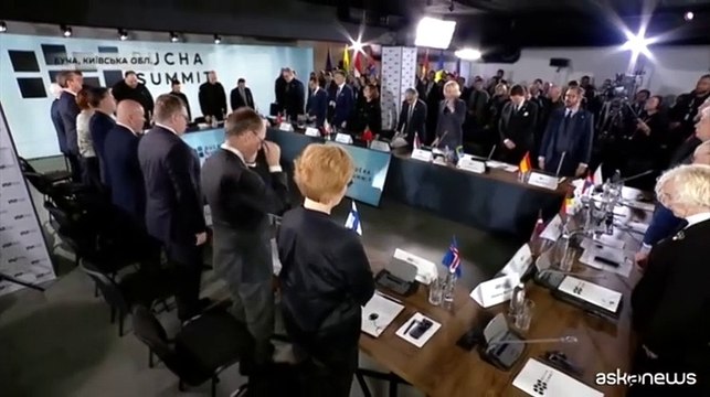 Zelensky: Bucha non è da qualche parte in Ucraina, può accadere in Ue