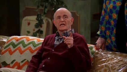 Alle lieben Raymond S04E21-Roberts Genesung