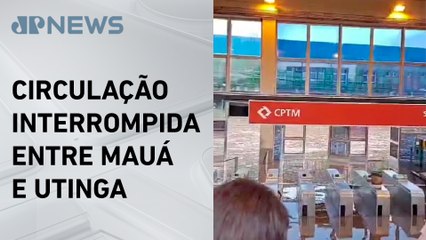 Estação da CPTM em Santo André alaga e gera transtornos