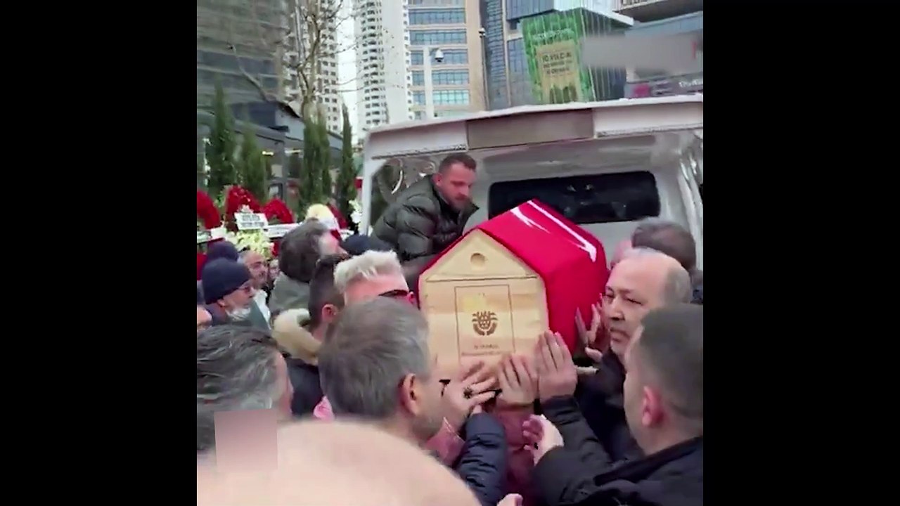 Volkan Konak’ın 35 yıllık eşi Selma Konak’ın feryadı yürek dağladı: 'Bunu bana nasıl yaptın?'