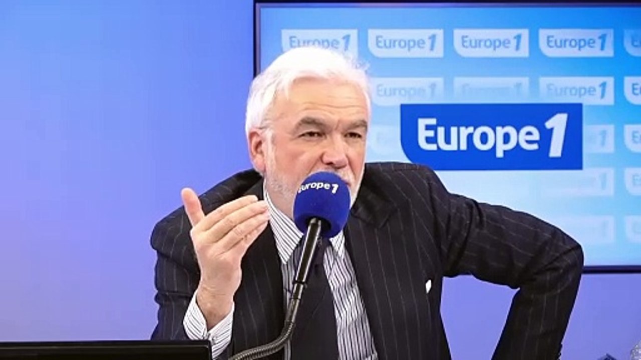 Pascal Praud et vous - Permis de conduire : «Ça n'a pas fait preuve de son efficacité», faut-il instaurer une visite médicale régulière pour les seniors ?