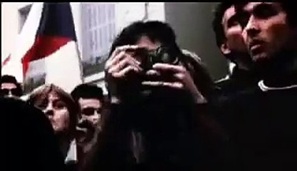 La insoportable levedad del ser tráiler (1988)