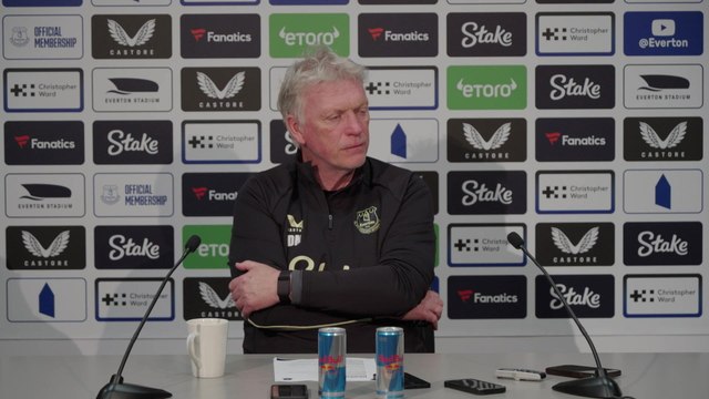 Moyes excited by Merseyside derby as Everton travel to neighbours Liverpool