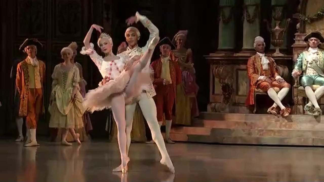 LA BELLE AU BOIS DORMANT - BANDE-ANNONCE