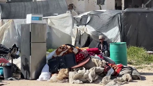 Gazatíes son forzados por Israel a salir una vez más de Rafah