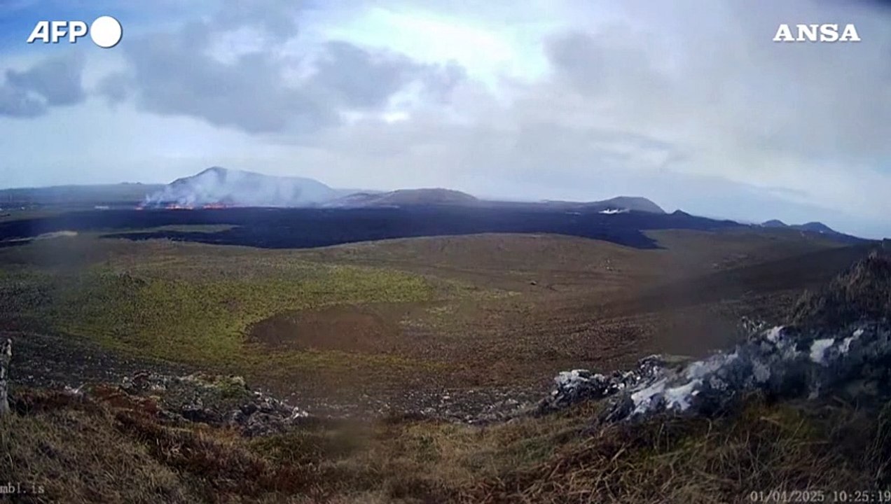 Islanda, eruzione vulcanica a nord di Grindavik