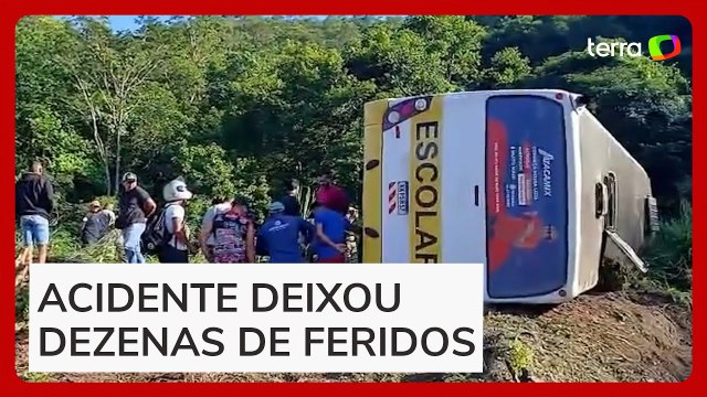 Ônibus escolar tomba e deixa dois estudantes mortos na Paraíba