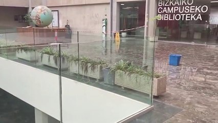 Goteras en la UPV 🚰