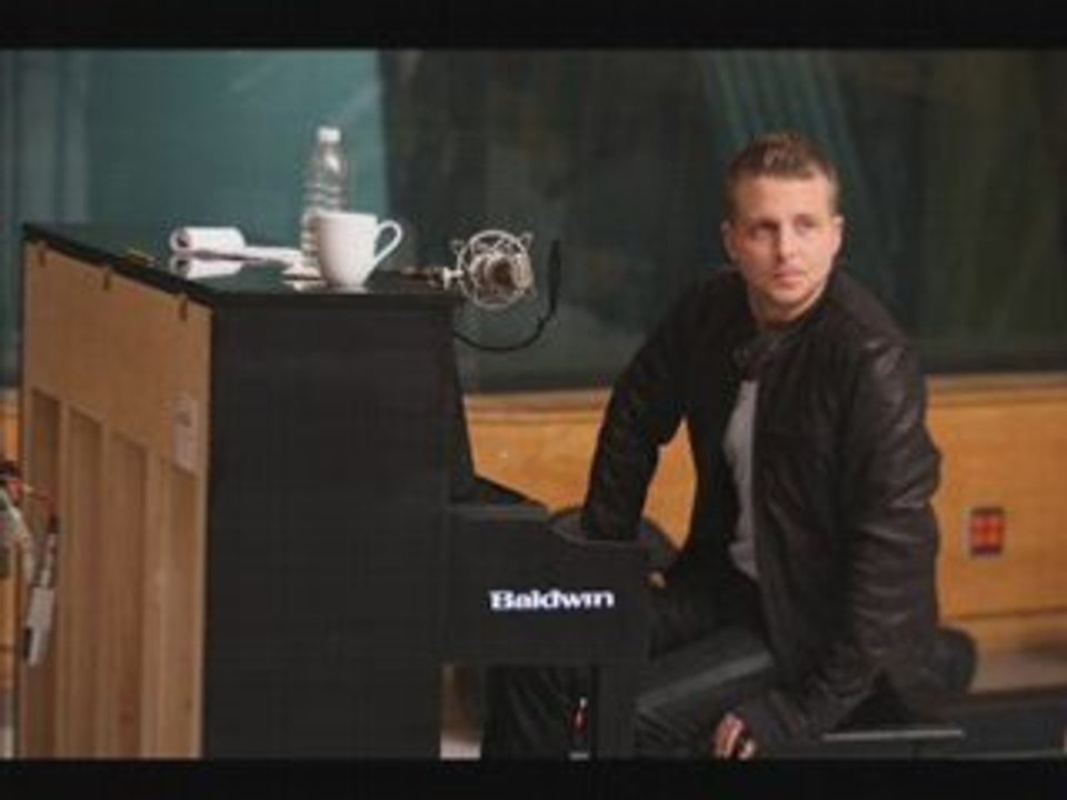 Question & One Republic - Crashing Down