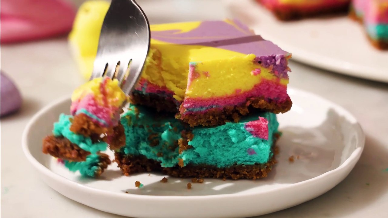 Our Peeps Cheesecake Bars Are So Good, Even Peeps Haters Will See The Light