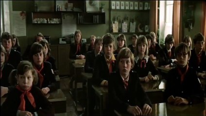 Никулин был прекрасным актером. Есть в его фильмографии трагические персонажи, которых он сыграл превосходно. "Чучело", 1983