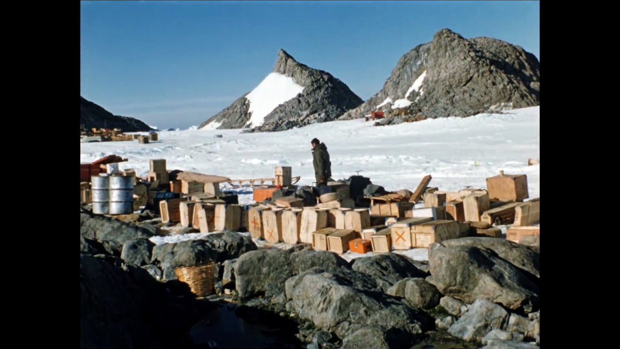 Zwischen Himmel und Eis | movie | 2015 | Official Trailer